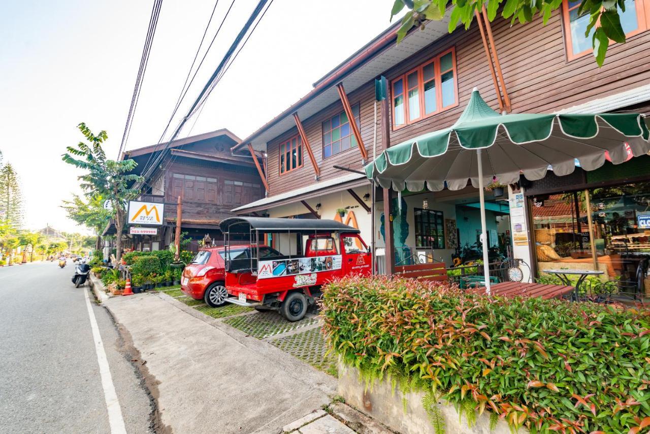 Medio De Pai Hotel Exterior photo